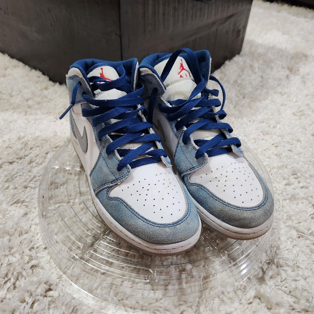 Nike